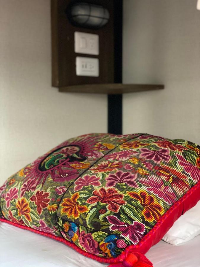 Barbara'S Boutique Hostel Antigua ภายนอก รูปภาพ