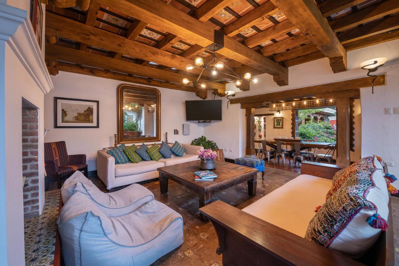Barbara'S Boutique Hostel Antigua ภายนอก รูปภาพ