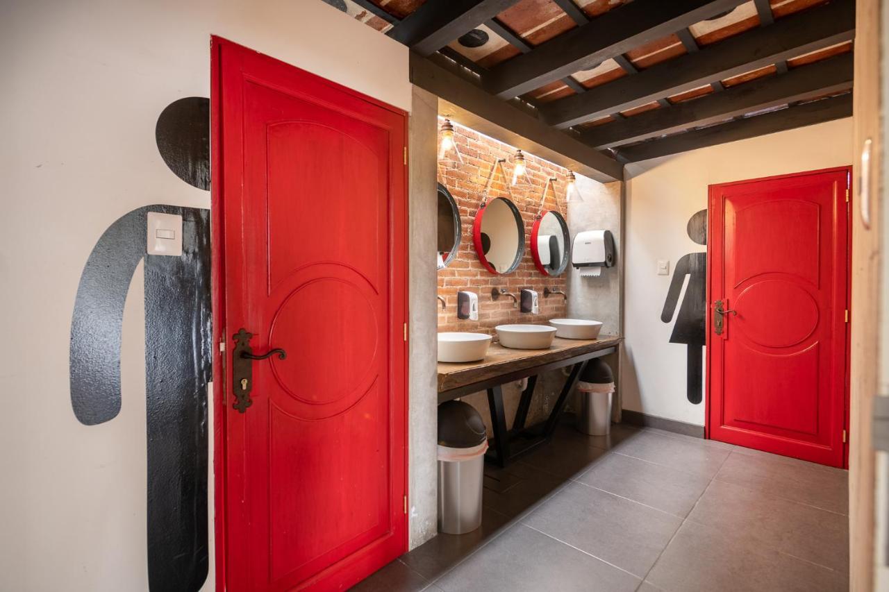 Barbara'S Boutique Hostel Antigua ภายนอก รูปภาพ